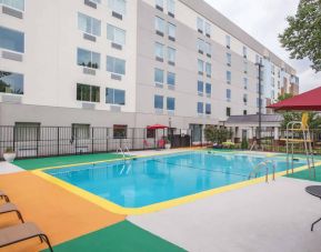 La Quinta Inn & Suites By Wyndham DC Metro Capital Beltway, Capitol Heights