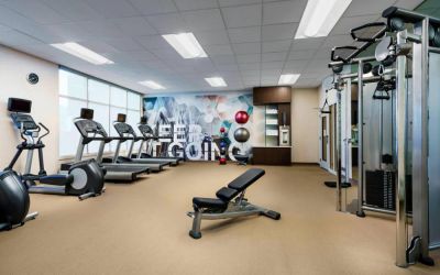 Fitness center at Springhill Suites By Marriott Belmont / Redwood Shores.