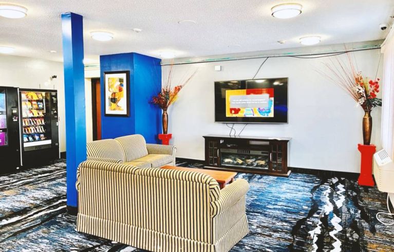 Coratel Inn & Suites By Jasper Northfield, Northfield