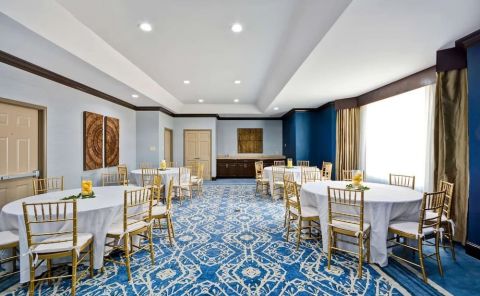 Hotel Homewood Suites By Hilton Dallas-Lewisville image