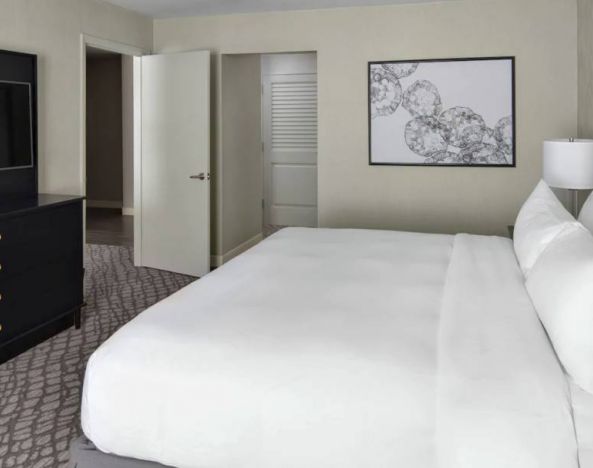 DoubleTree Suites By Hilton Hotel Charlotte - SouthPark