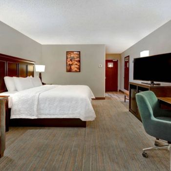 Hotel Hampton Inn & Suites Alexandria image