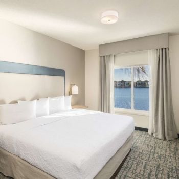 Hotel Homewood Suites By Hilton Miami Airport-Blue Lagoon image