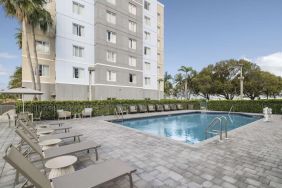 Hotel Homewood Suites By Hilton Miami Airport-Blue Lagoon image