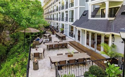 Hotel The Inn At Saratoga, Tapestry Collection By Hilton image