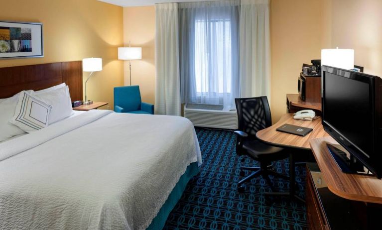 Day use room with work desk at Fairfield Inn By Marriott Santa Clarita Valencia.
