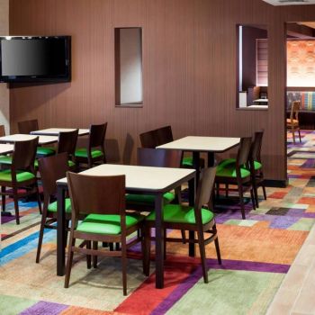 Hotel Fairfield Inn By Marriott Santa Clarita Valencia image
