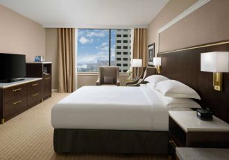 Hotel Hilton Indianapolis Hotel & Suites image