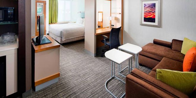 Hotel Springhill Suites Carle Place image