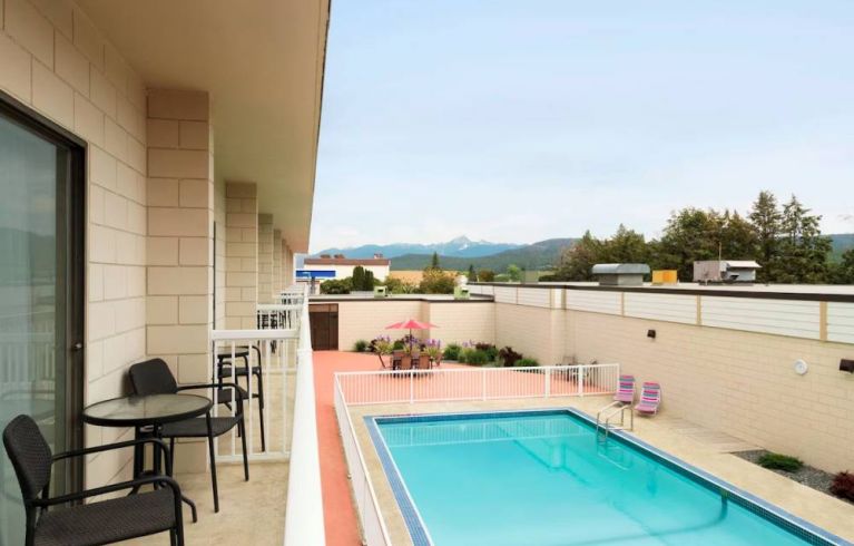 Days Inn By Wyndham Cranbrook Conference Centre, Cranbrook