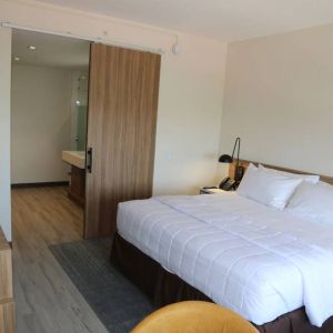 Day use room amenities at Wyndham Garden North Bergen Near Secaucus.