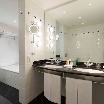 Hotel Hilton Berlin image