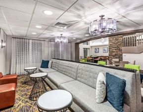Lounge and coworking space at Homewood Suites By Hilton Shreveport.