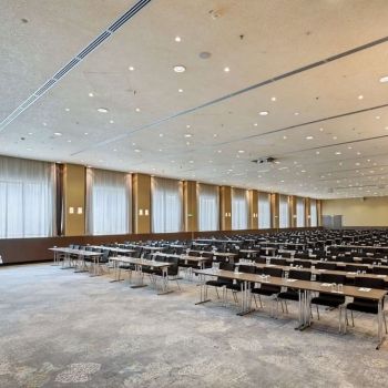 Hotel DoubleTree By Hilton Vienna Schonbrunn image
