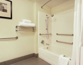 Holiday Inn Express & Suites Scottsdale - Old Town, Scottsdale