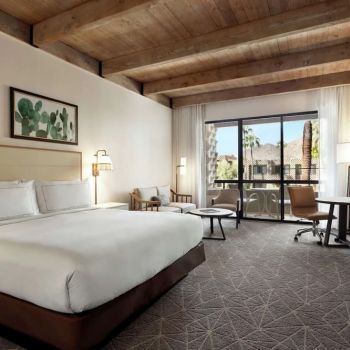 Hotel DoubleTree Resort By Hilton Paradise Valley - Scottsdale image