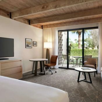 Hotel DoubleTree Resort By Hilton Paradise Valley - Scottsdale image