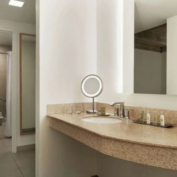 Hotel DoubleTree Resort By Hilton Paradise Valley - Scottsdale image