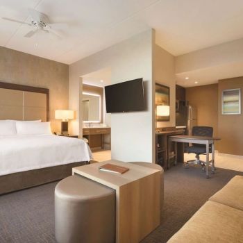 Hotel Homewood Suites By Hilton Calgary Downtown image