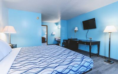 Sky-Palace Inn & Suites Wellington, Wellington