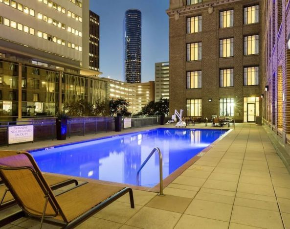 Courtyard Houston Downtown/Convention Center