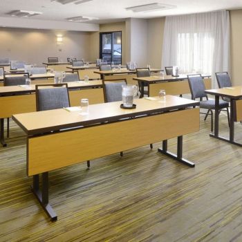 Hotel Sonesta Select Dallas Central Expressway image