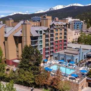 Stunning outdoor pool at Hilton Whistler Resort & Spa.