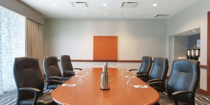 Professional meeting room at Hilton Boston Logan Airport.