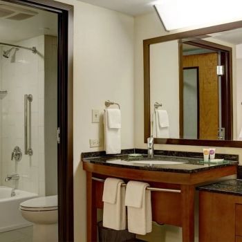 Hotel Hyatt Place Fort Lauderdale Cruise Port image