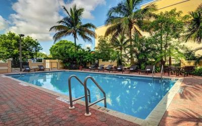 Refreshing outdoor pool at Hyatt Place Fort Lauderdale Cruise Port.