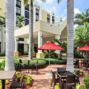 Hotel Hyatt Place Fort Lauderdale Cruise Port image
