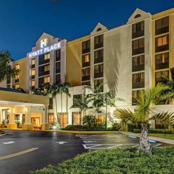 Hotel Hyatt Place Fort Lauderdale Cruise Port image