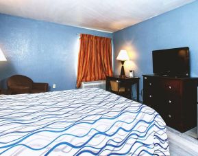 Coratel Inn & Suites By Jasper Park City - Wichita North, Park City