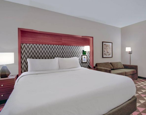 Holiday Inn Erie, Erie