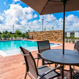 Refreshing outdoor pool at Fairfield Inn & Suites By Marriott Houston League City.