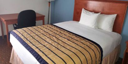 Day use room with work desk at Coratel Inn & Suites By Jasper New Braunfels IH-35 EXT 189.