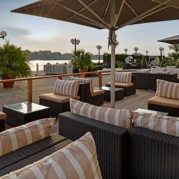 Hotel Hilton Vienna Danube Waterfront image