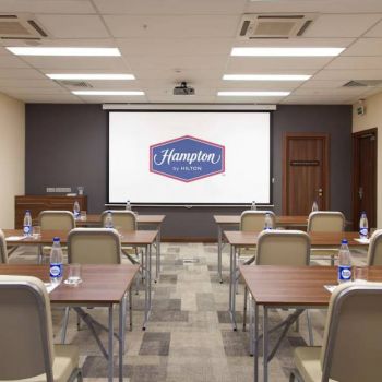 Hotel Hampton By Hilton Minsk City Centre image