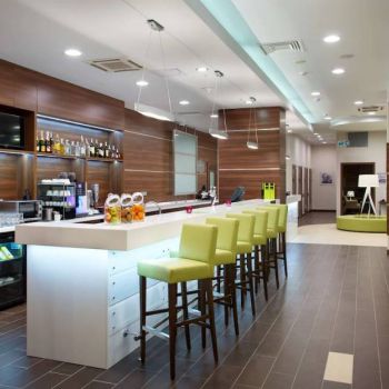Hotel Hampton By Hilton Minsk City Centre image