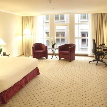 Hotel Hilton Antwerp Old Town image