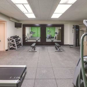 Fitness center at La Quinta Inn & Suites By Wyndham Philadelphia Airport.