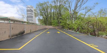 Free self parking at Hotel 365 Bronx.