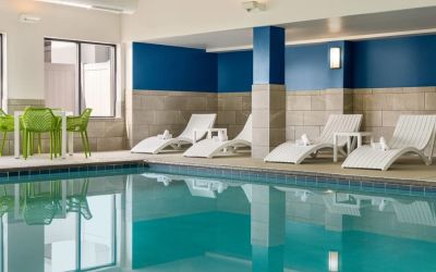 olimpic size indoor pool ideal for swimming laps at Hampton Inn Chicago-O'Hare International Airport.