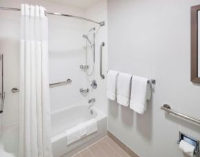 Courtyard By Marriott Pensacola, Pensacola