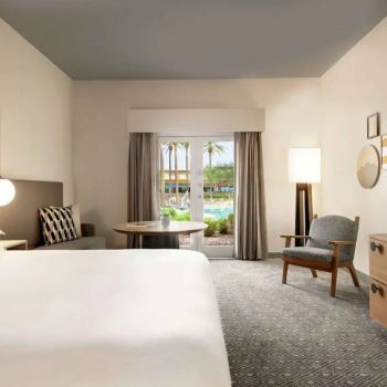 Hotel Hilton Scottsdale Resort & Villas image