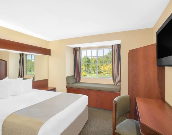 Microtel Inn & Suites By Wyndham Bentonville