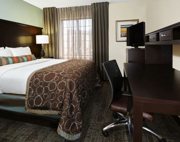 Staybridge Suites Springfield-South, Springfield 