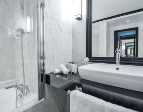 Maison Astor Paris, Curio Collection By Hilton, Paris