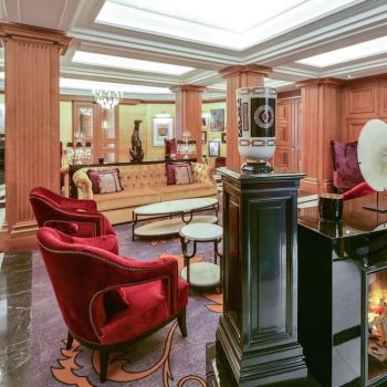 Hotel Maison Astor Paris, Curio Collection By Hilton image
