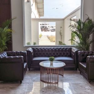 Lobby and coworking space at Mayur Belgaum Presidency Hotel & Spa.